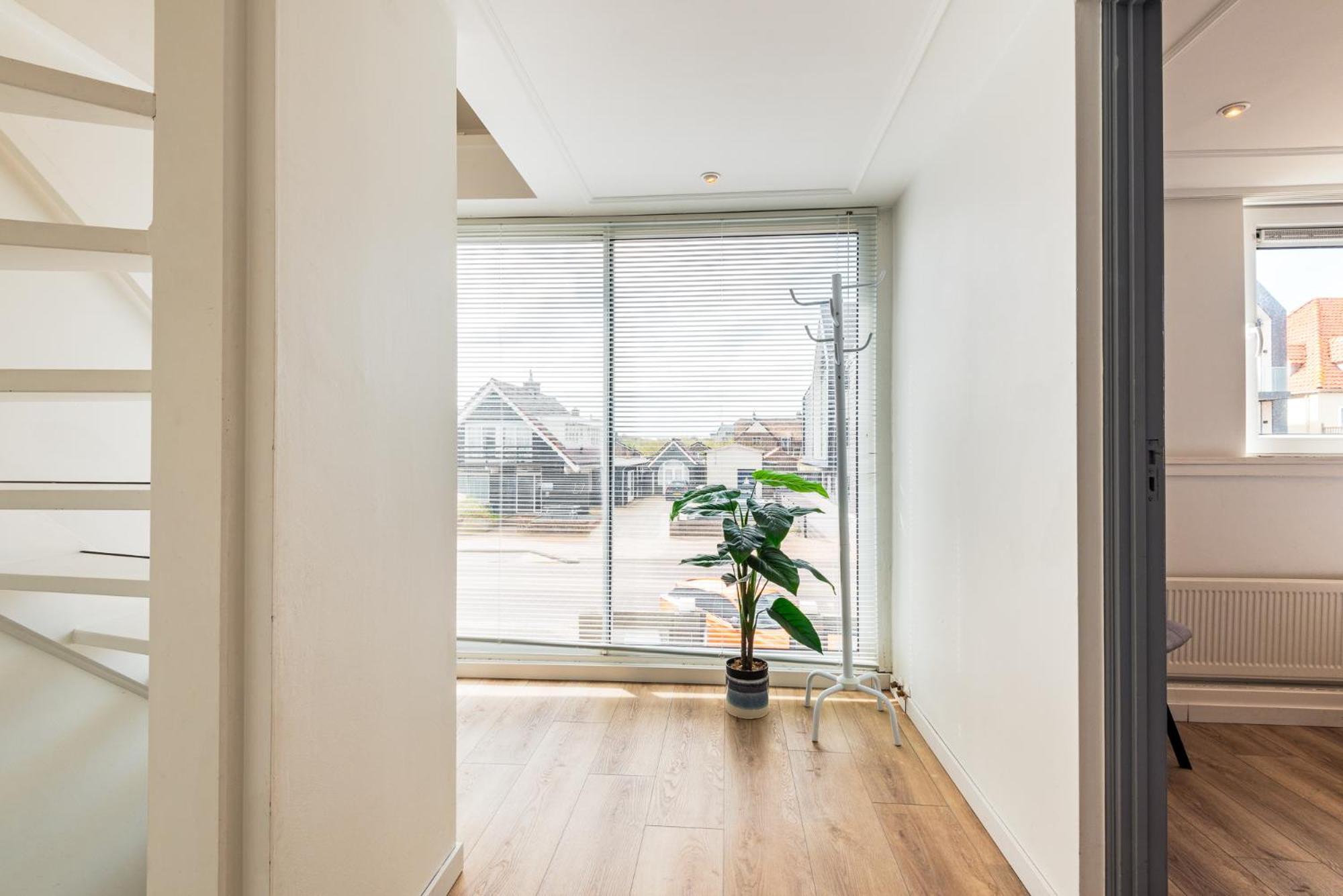 Zon Modern Beach House แบร์เกิน อาน ซี ภายนอก รูปภาพ