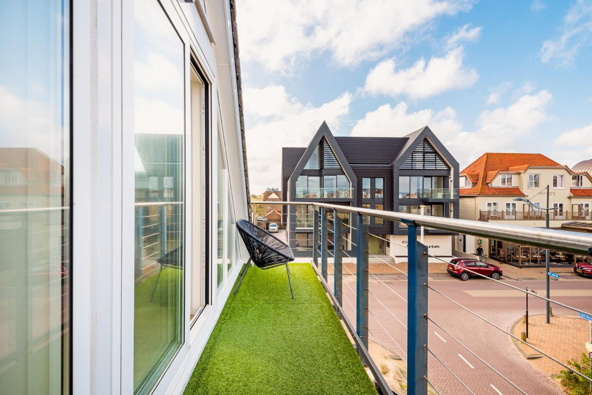 Zon Modern Beach House แบร์เกิน อาน ซี ภายนอก รูปภาพ