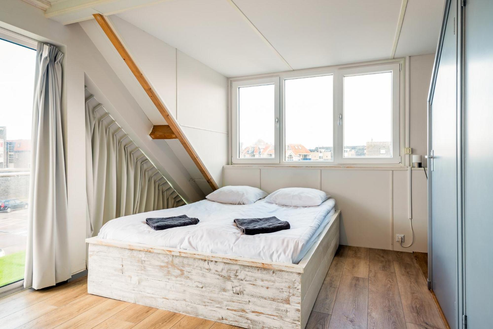 Zon Modern Beach House แบร์เกิน อาน ซี ภายนอก รูปภาพ